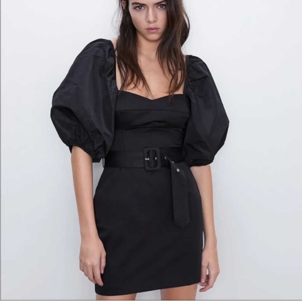 Zara little black dress with puff sleeves, mini dress. Balloon sleeves,